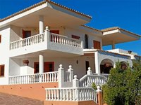 Por 1500000€ villa de alto standing
