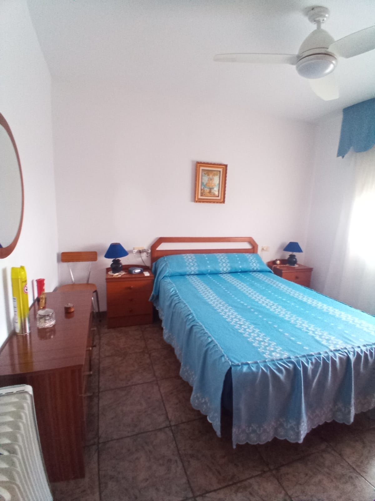 Por 240000€  este amplio chalet !!