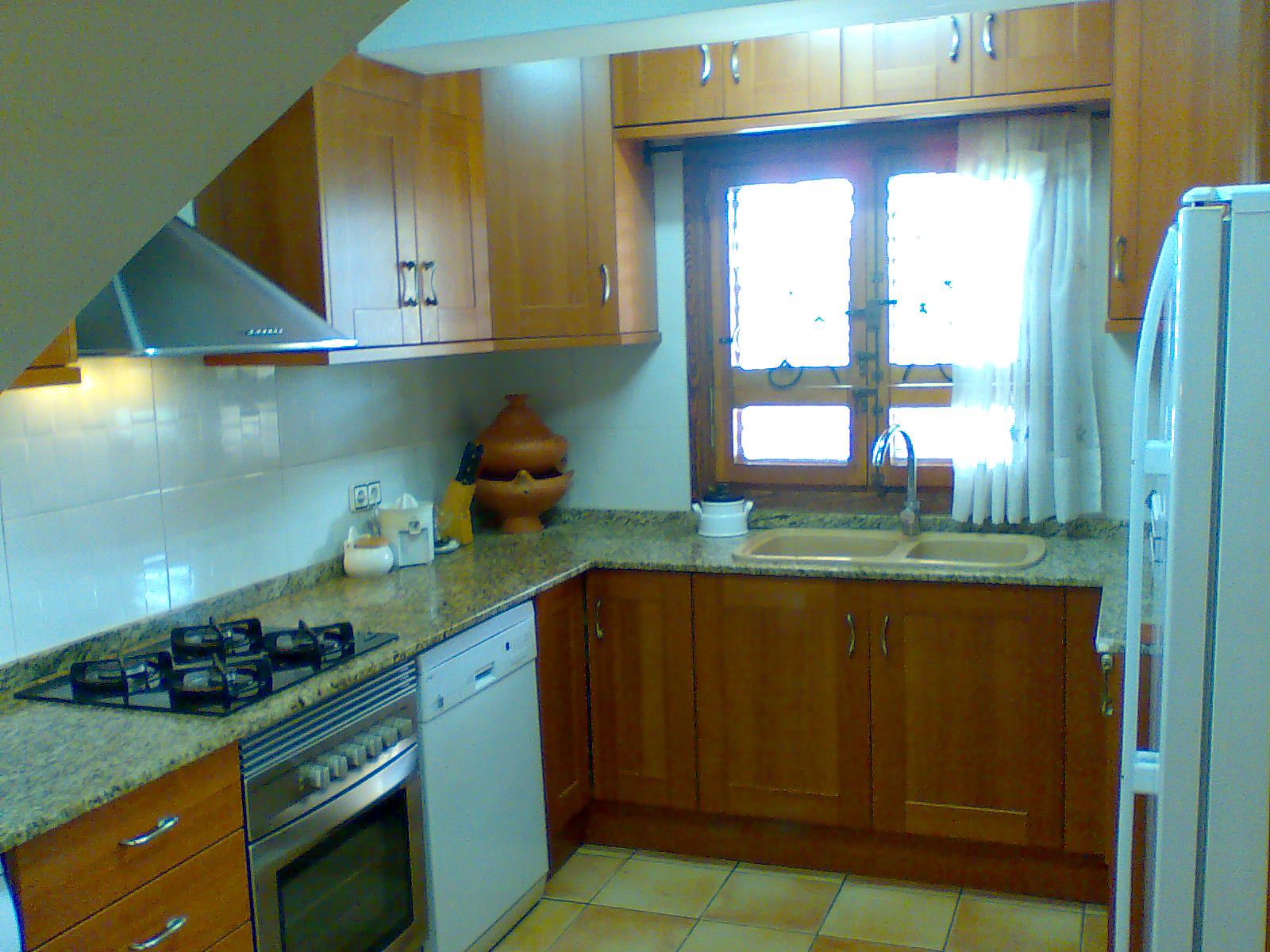 Chalet  por la zona del grao !!